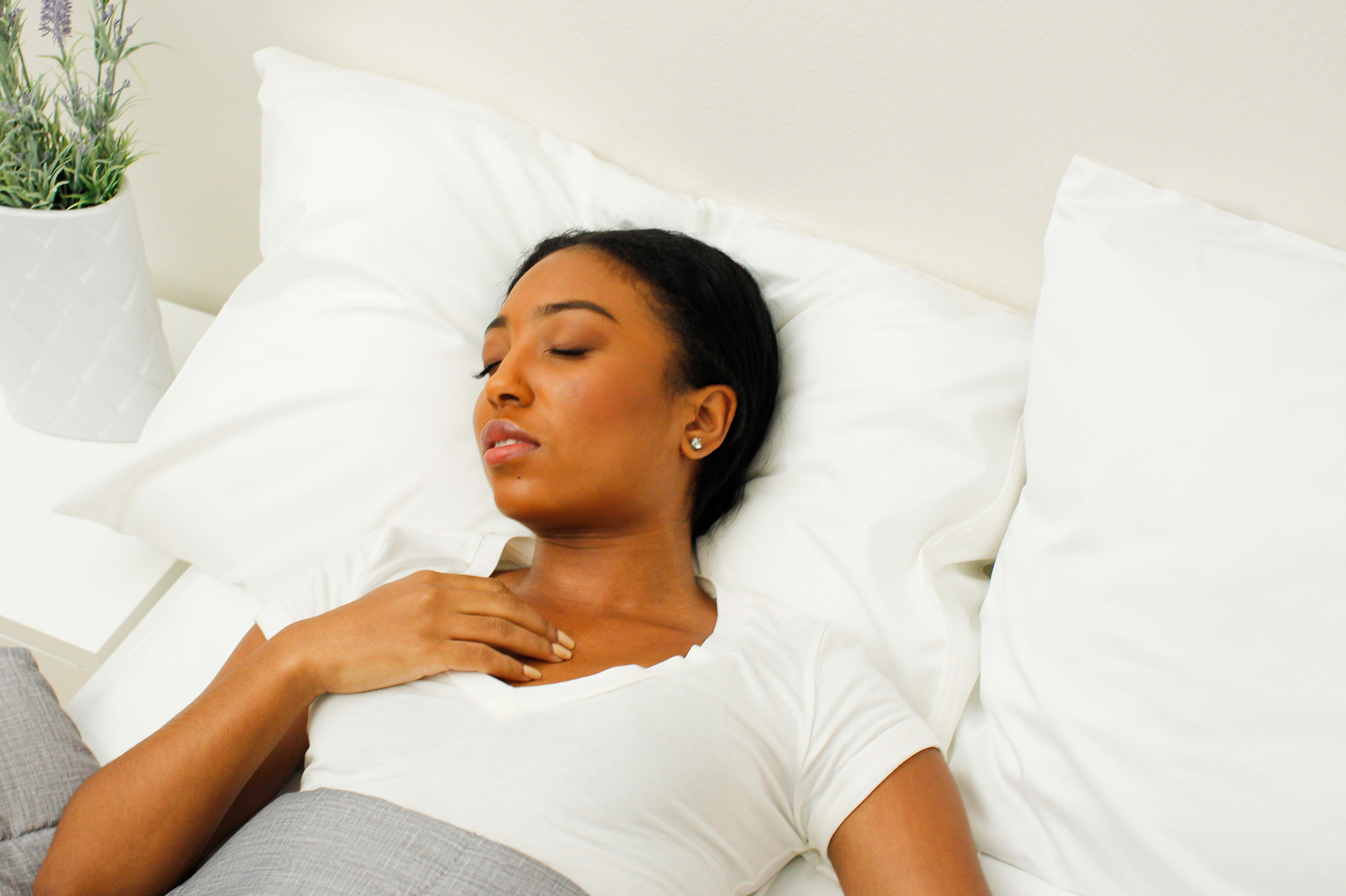 Noggin & Wink Back and Side Sleeper Pillow, Plush Intermeshed Memory Foam Side and Back Pillow - Premium Hypoallergenic Down Alternative Back Pillow and Side Sleeping Pillow with Washable Cover